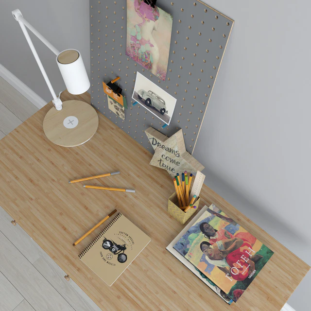 LILLASEN desk with decor — Descargar