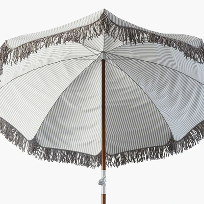 The Premium Beach Umbrella — Ver 3