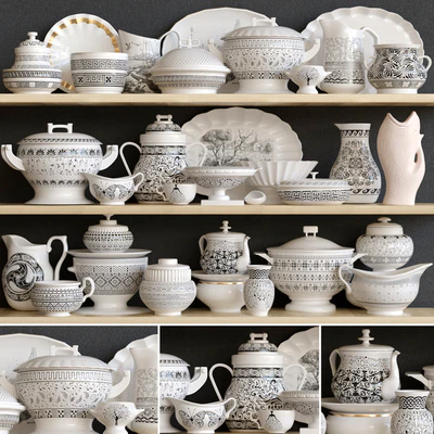 Classic set of dishes from porcelain. Service, kitchen accessories — Ver 1