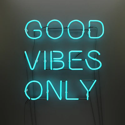 GOOD VIBES ONLY — Вид 1