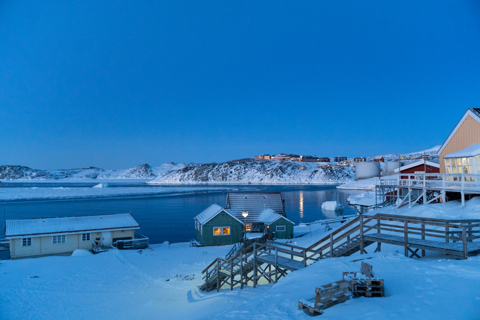 greenland town 241 — Скачать