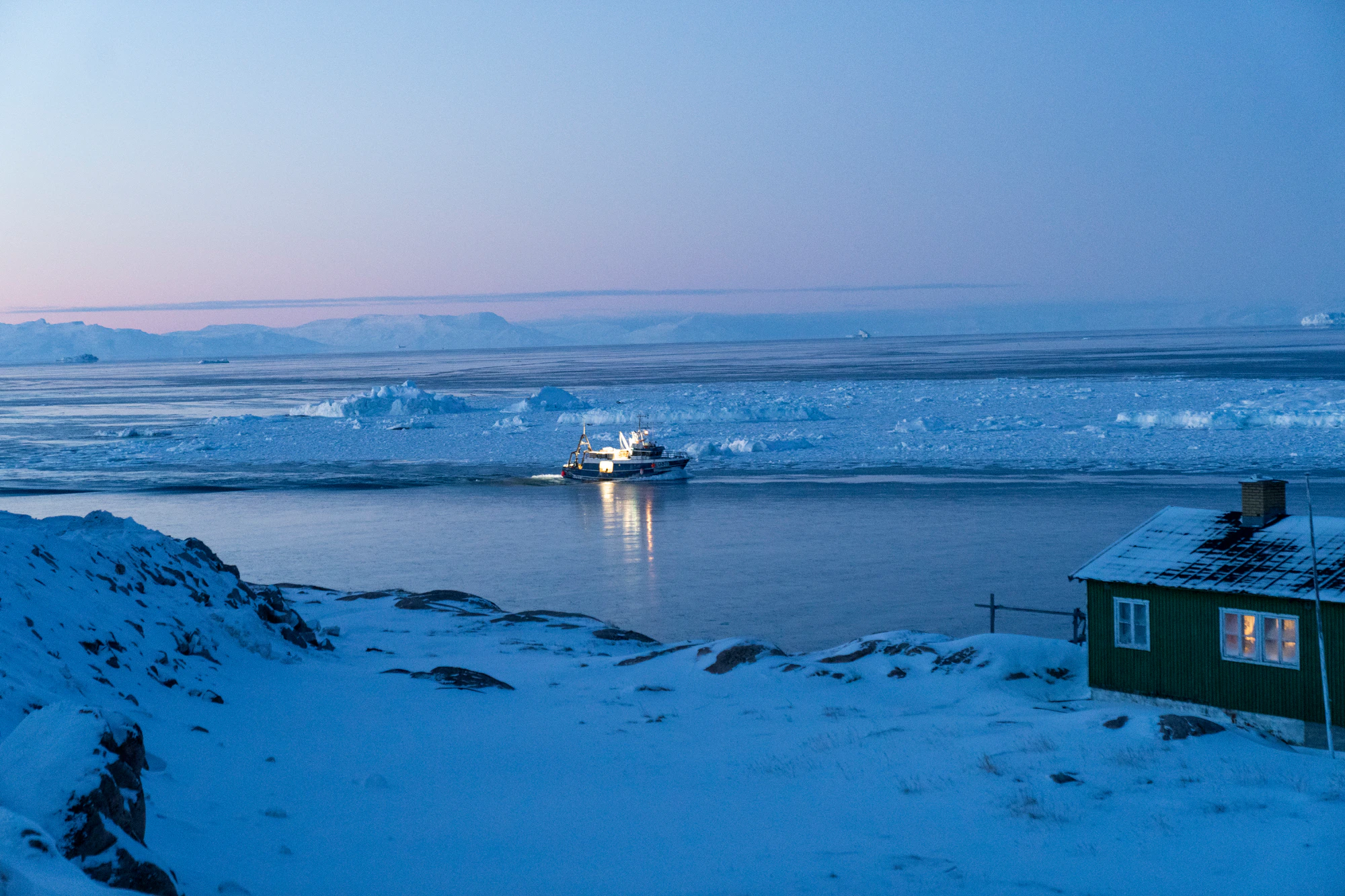 greenland town 245 — Скачать