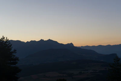 hazy mountains in the morning 001 — Скачать