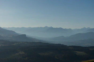 hazy mountains in the morning 008 — Скачать