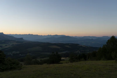 hazy mountains in the morning 027 — Descargar