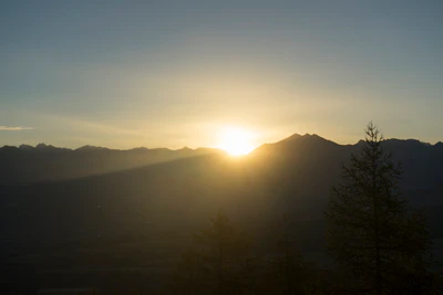 hazy mountains in the morning 036 — Скачать