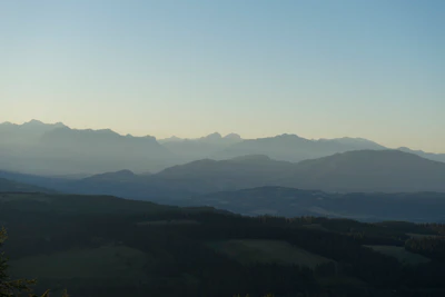 hazy mountains in the morning 079 — Скачать
