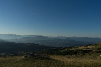 hazy mountains in the morning 087 — скачать