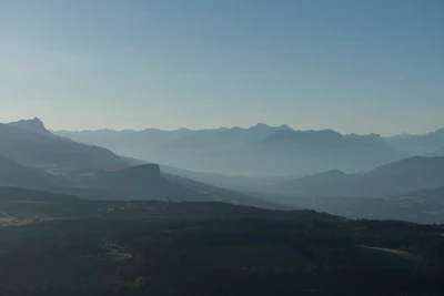 hazy mountains in the morning 093 — скачать