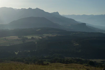 hazy mountains in the morning 097 — скачать