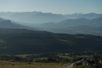 hazy mountains in the morning 098 — скачать