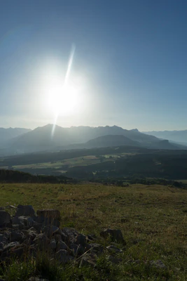 hazy mountains in the morning 106 — скачать