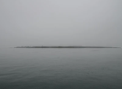 misty coast 091 — Descargar