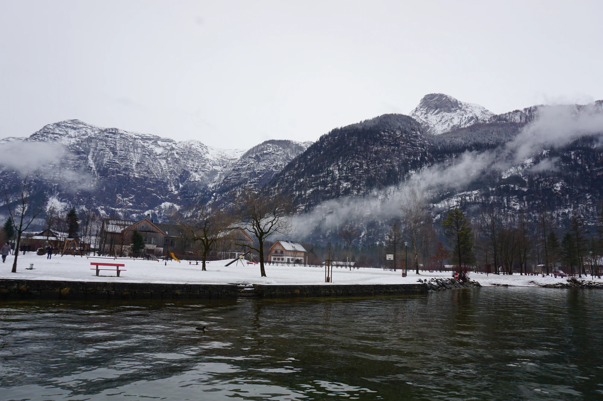mountain lake medieval town 014 — Descargar