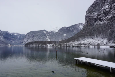 mountain lake medieval town 017 — Descargar