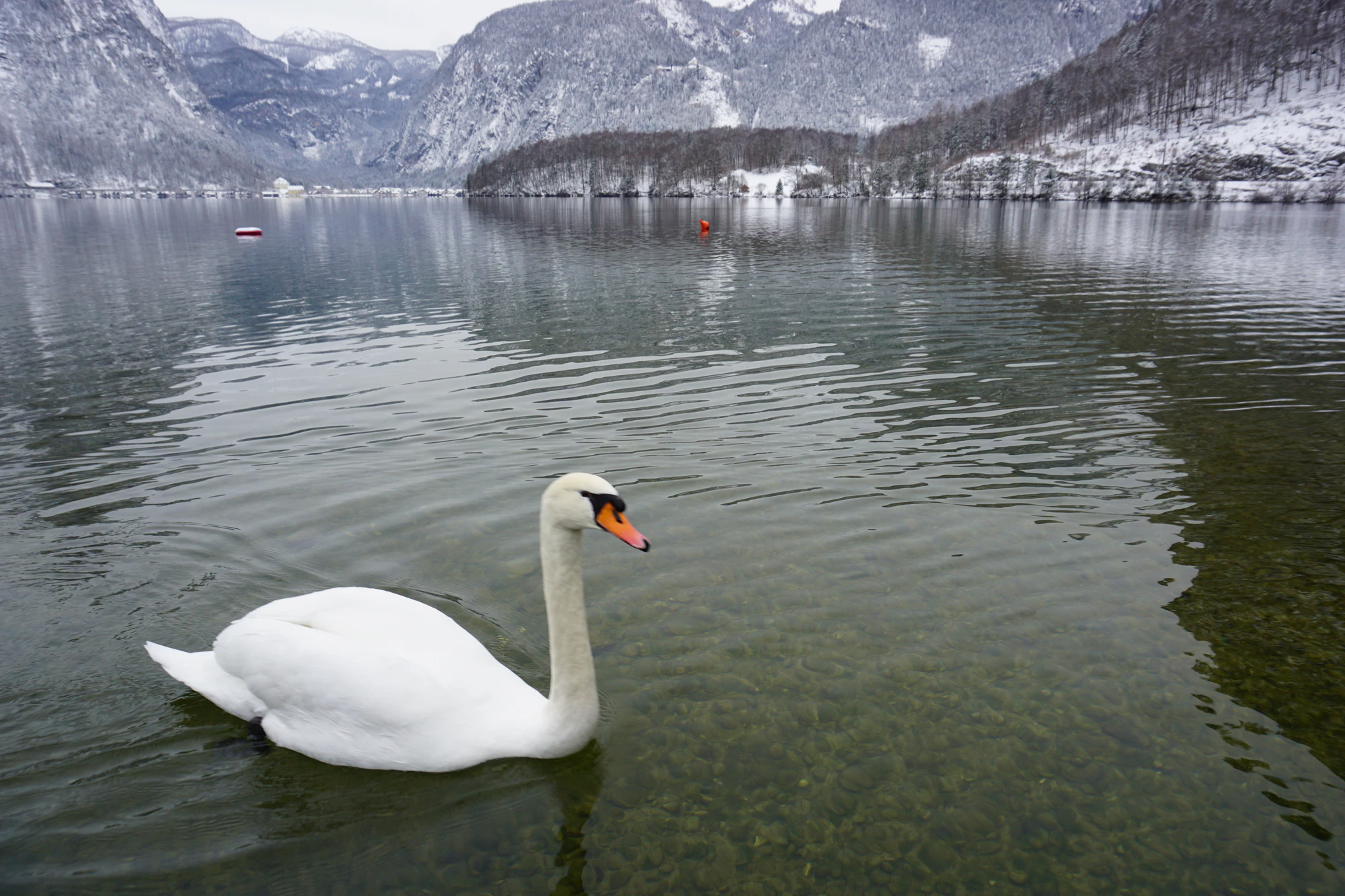 mountain lake medieval town 025 — Descargar