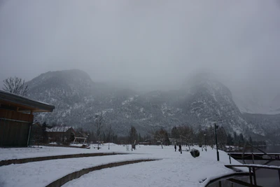mountain lake medieval town 035 — Descargar