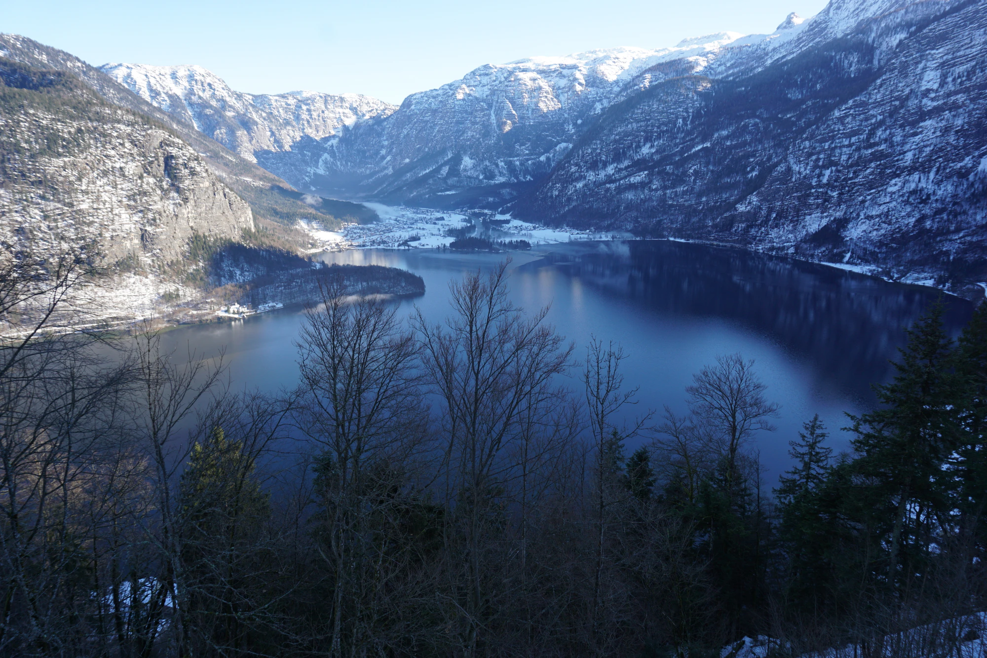 mountain lake medieval town 061 — Скачать