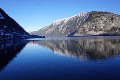 mountain lake medieval town 062 — Descargar