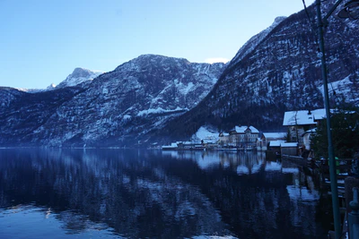 mountain lake medieval town 063 — Descargar