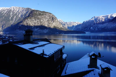 mountain lake medieval town 075 — Descargar