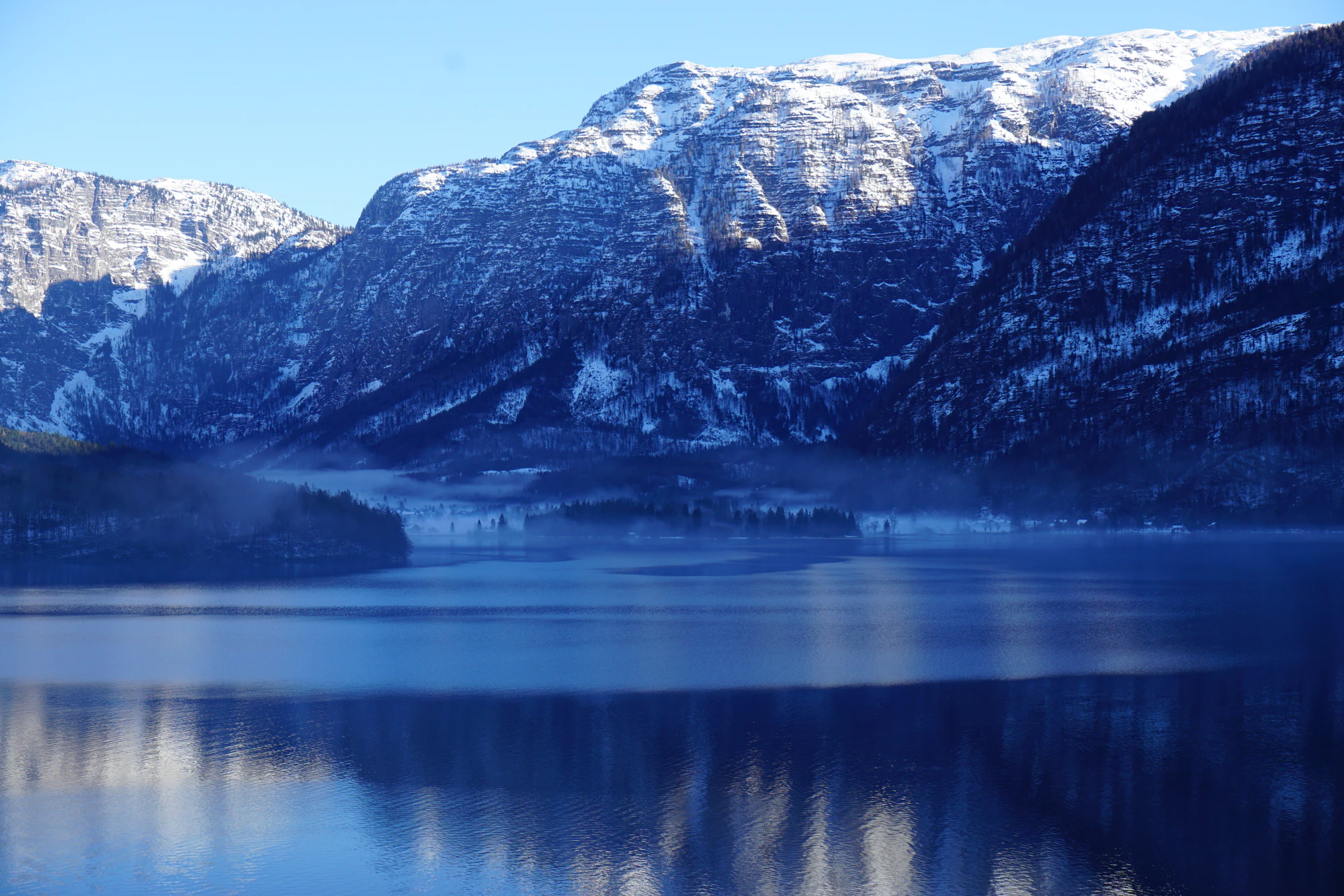 mountain lake medieval town 080 — Descargar