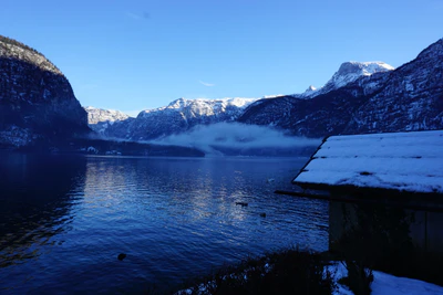mountain lake medieval town 090 — Descargar