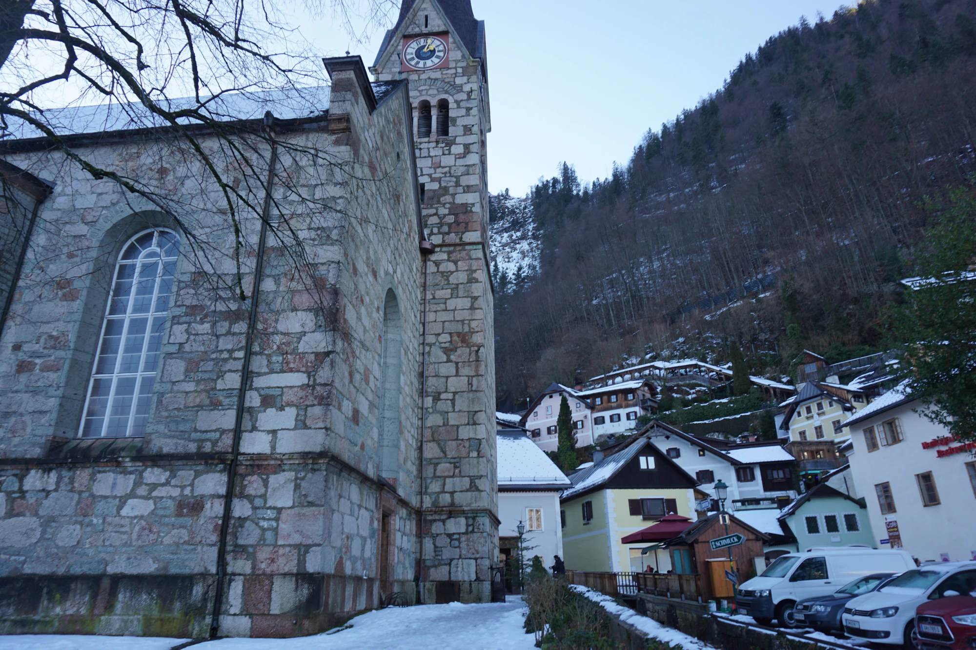 mountain lake medieval town 093 — Скачать