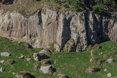 porous limestone cliffs 006 — Descargar