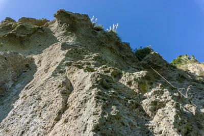 porous limestone cliffs 040 — Скачать
