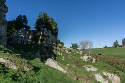 porous limestone cliffs 171 — Descargar