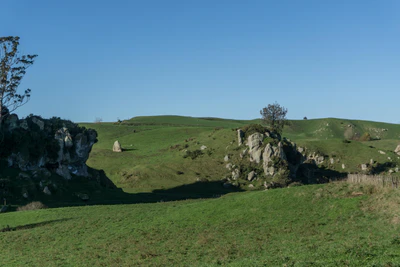 porous limestone cliffs 217 — Descargar