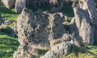 porous limestone cliffs 241 — скачать