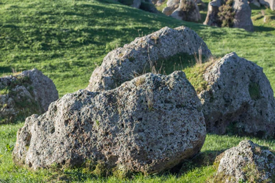 porous limestone cliffs 250 — скачать