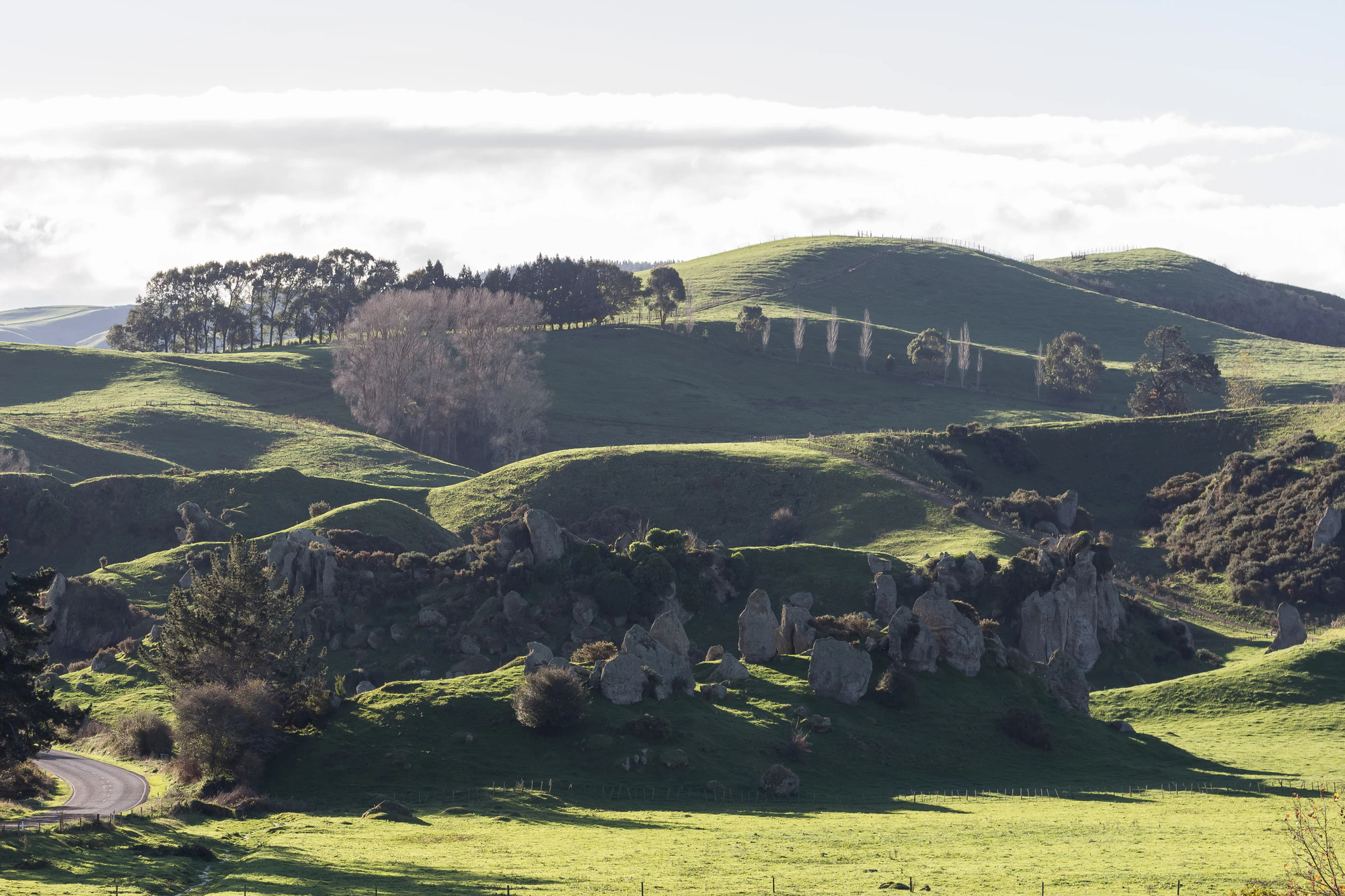 porous limestone cliffs 265 — Скачать