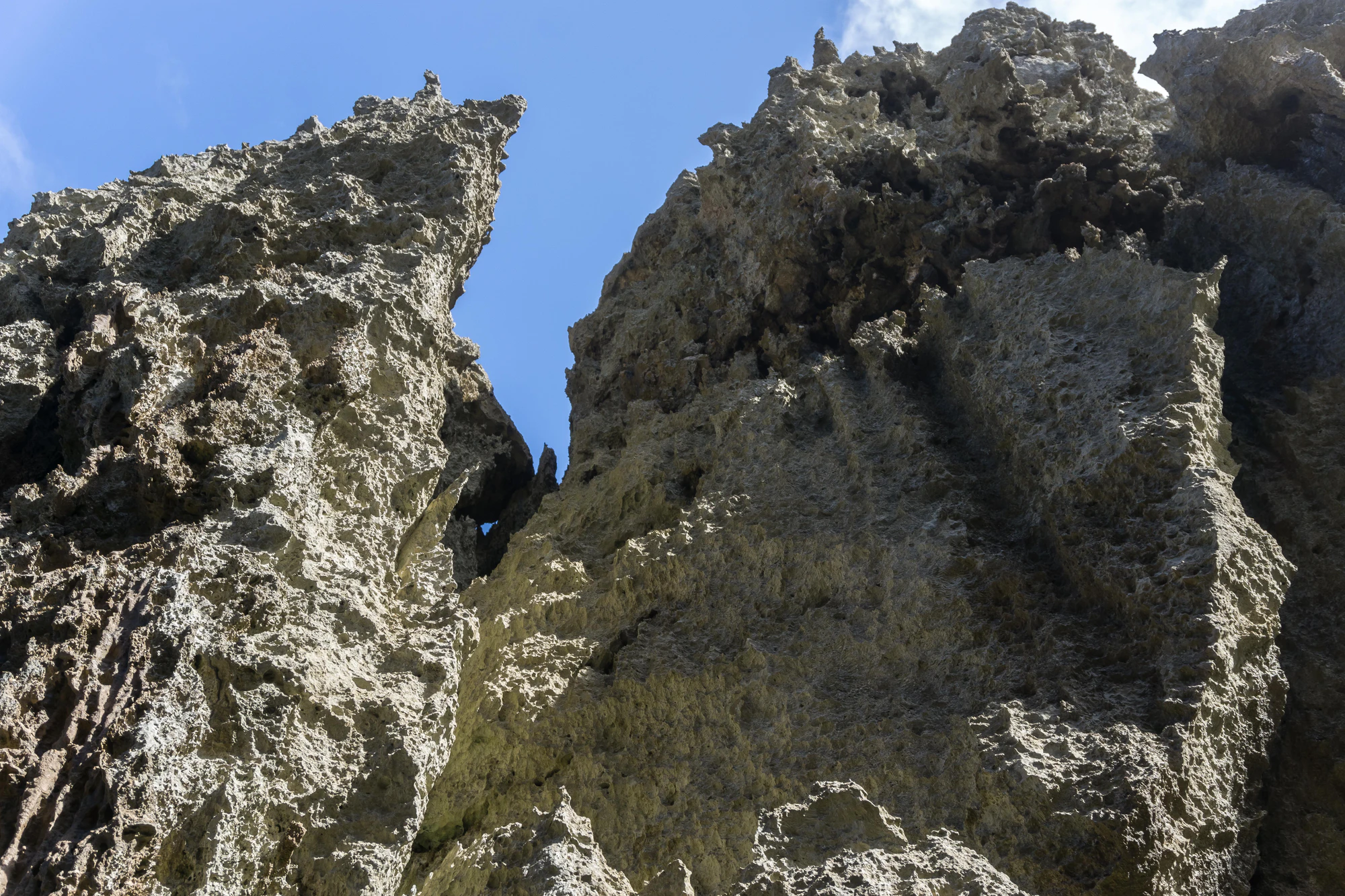 togo coral rock chasm 007 — Descargar