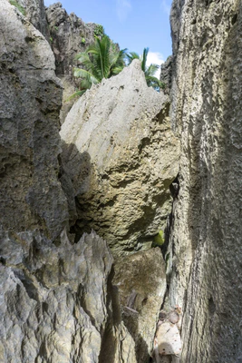 togo coral rock chasm 020 — Descargar