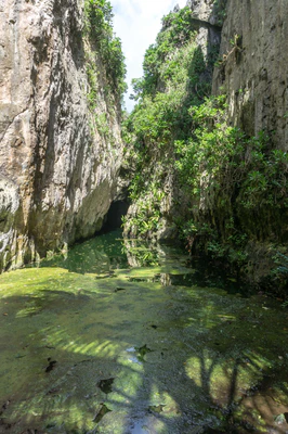 togo coral rock chasm 037 — Descargar