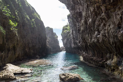 togo coral rock chasm 112 — Download