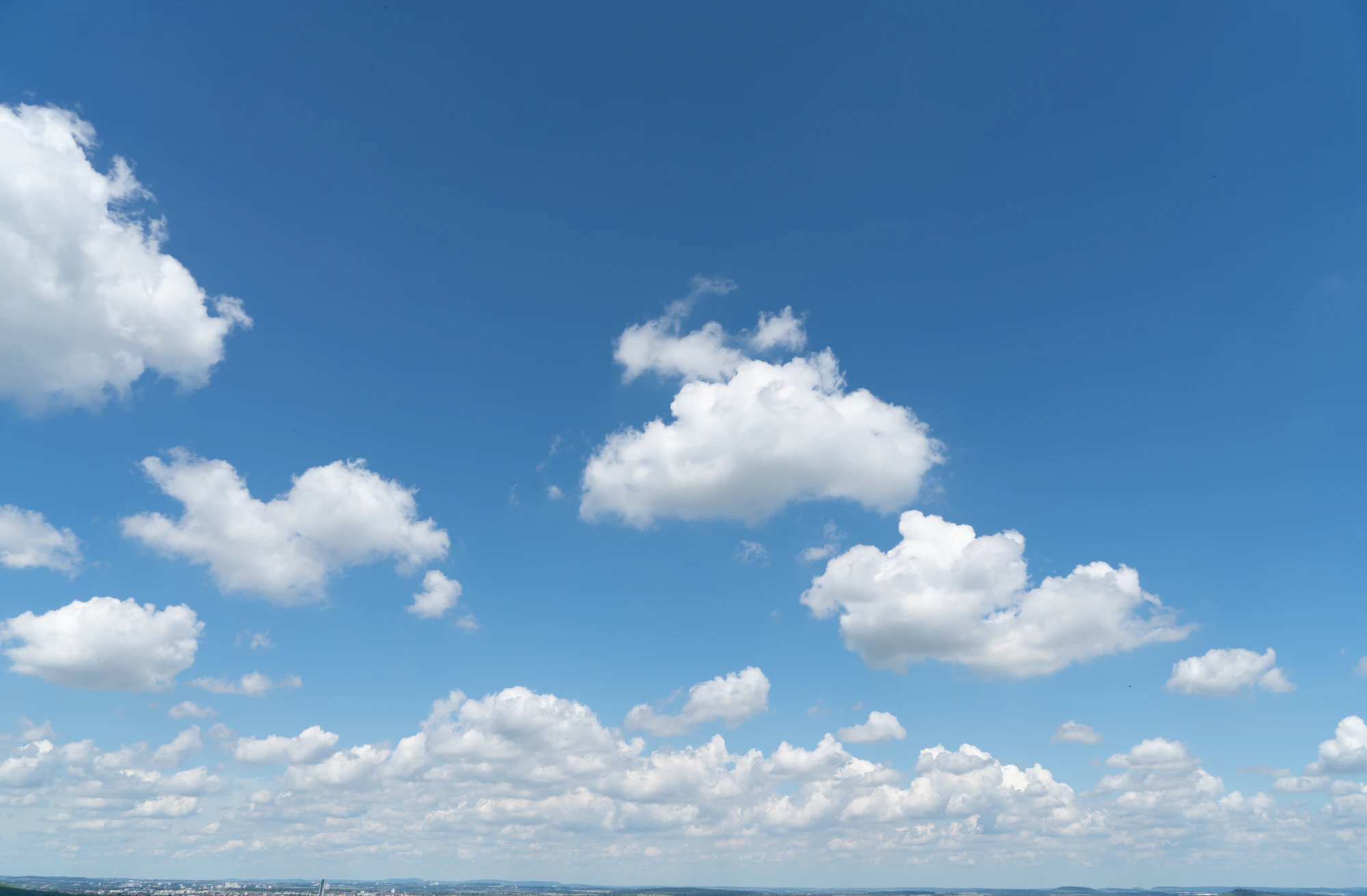 blue skies 001 — Descargar